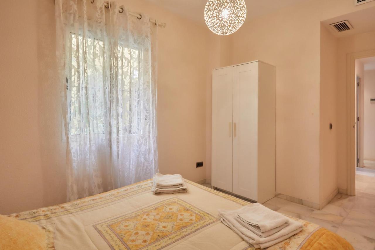 Two Bedrooms Leonor Davalos Sevilla Exteriör bild